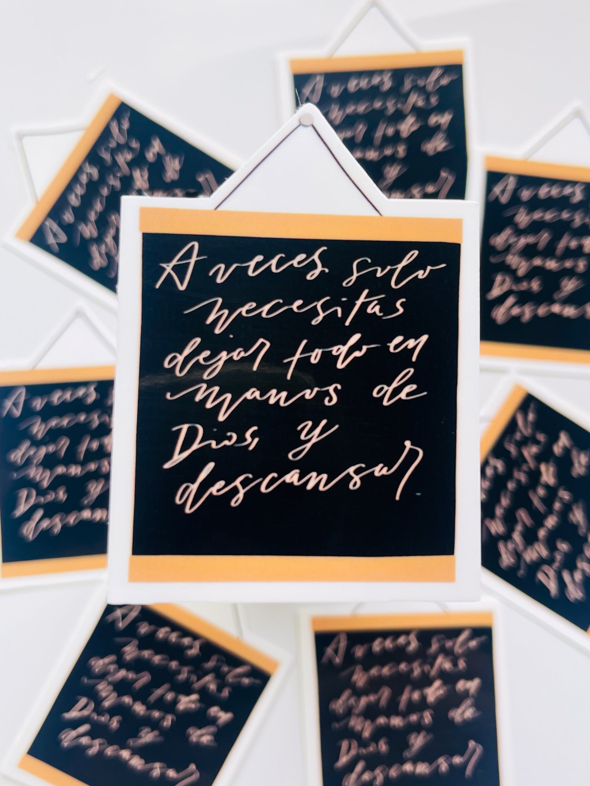 A veces solo necesitas dejar todo en la manos de Dios y descansar, Sticker